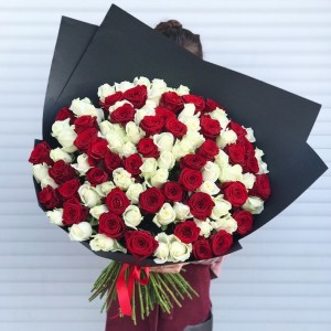 Букет из 101 розы Клубника со сливками